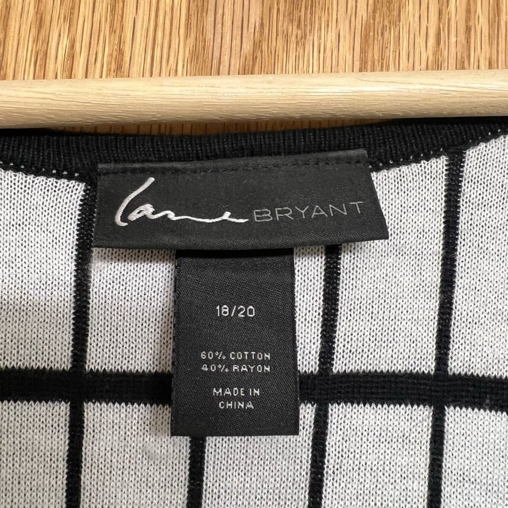 Lane Bryant 3/4 Sleeve Scoop Neck Black/White Sweater Dress - Size 18/20 - Picture 5 of 6